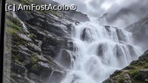 [P03] Drumul Trolilor, cascada Stigfossen » foto by elenaadina
 - 
<span class="allrVoted glyphicon glyphicon-heart hidden" id="av1543002"></span>
<a class="m-l-10 hidden" id="sv1543002" onclick="voting_Foto_DelVot(,1543002,3499)" role="button">șterge vot <span class="glyphicon glyphicon-remove"></span></a>
<a id="v91543002" class=" c-red"  onclick="voting_Foto_SetVot(1543002)" role="button"><span class="glyphicon glyphicon-heart-empty"></span> <b>LIKE</b> = Votează poza</a> <img class="hidden"  id="f1543002W9" src="/imagini/loader.gif" border="0" /><span class="AjErrMes hidden" id="e1543002ErM"></span>