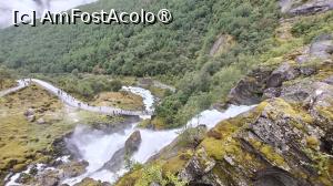 [P38] Cascada Kleivafossen » foto by elenaadina
 - 
<span class="allrVoted glyphicon glyphicon-heart hidden" id="av1543900"></span>
<a class="m-l-10 hidden" id="sv1543900" onclick="voting_Foto_DelVot(,1543900,3499)" role="button">șterge vot <span class="glyphicon glyphicon-remove"></span></a>
<a id="v91543900" class=" c-red"  onclick="voting_Foto_SetVot(1543900)" role="button"><span class="glyphicon glyphicon-heart-empty"></span> <b>LIKE</b> = Votează poza</a> <img class="hidden"  id="f1543900W9" src="/imagini/loader.gif" border="0" /><span class="AjErrMes hidden" id="e1543900ErM"></span>