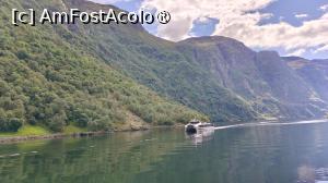 [P11] Croazieră pe Nærøyfjord » foto by elenaadina
 - 
<span class="allrVoted glyphicon glyphicon-heart hidden" id="av1544315"></span>
<a class="m-l-10 hidden" id="sv1544315" onclick="voting_Foto_DelVot(,1544315,3499)" role="button">șterge vot <span class="glyphicon glyphicon-remove"></span></a>
<a id="v91544315" class=" c-red"  onclick="voting_Foto_SetVot(1544315)" role="button"><span class="glyphicon glyphicon-heart-empty"></span> <b>LIKE</b> = Votează poza</a> <img class="hidden"  id="f1544315W9" src="/imagini/loader.gif" border="0" /><span class="AjErrMes hidden" id="e1544315ErM"></span>