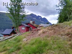 [P10] o superba cazare la cabanuta! in varful muntelui - Eidsdal!
A doua zi urma coborarea pe drumul Vulturilor catre fiordul Geiranger. » foto by Iulian 1966
 - 
<span class="allrVoted glyphicon glyphicon-heart hidden" id="av762325"></span>
<a class="m-l-10 hidden" id="sv762325" onclick="voting_Foto_DelVot(,762325,3499)" role="button">șterge vot <span class="glyphicon glyphicon-remove"></span></a>
<a id="v9762325" class=" c-red"  onclick="voting_Foto_SetVot(762325)" role="button"><span class="glyphicon glyphicon-heart-empty"></span> <b>LIKE</b> = Votează poza</a> <img class="hidden"  id="f762325W9" src="/imagini/loader.gif" border="0" /><span class="AjErrMes hidden" id="e762325ErM"></span>