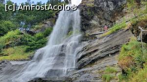 [P56] Cascada Steinsdalsfossen » foto by scoty
 - 
<span class="allrVoted glyphicon glyphicon-heart hidden" id="av1285077"></span>
<a class="m-l-10 hidden" id="sv1285077" onclick="voting_Foto_DelVot(,1285077,3499)" role="button">șterge vot <span class="glyphicon glyphicon-remove"></span></a>
<a id="v91285077" class=" c-red"  onclick="voting_Foto_SetVot(1285077)" role="button"><span class="glyphicon glyphicon-heart-empty"></span> <b>LIKE</b> = Votează poza</a> <img class="hidden"  id="f1285077W9" src="/imagini/loader.gif" border="0" /><span class="AjErrMes hidden" id="e1285077ErM"></span>