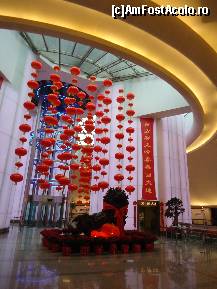 [P12] decoratiuni anul nou-oriental pearl tower (turnul televiziunii),shanghai » foto by station5*
 - 
<span class="allrVoted glyphicon glyphicon-heart hidden" id="av296869"></span>
<a class="m-l-10 hidden" id="sv296869" onclick="voting_Foto_DelVot(,296869,3501)" role="button">șterge vot <span class="glyphicon glyphicon-remove"></span></a>
<a id="v9296869" class=" c-red"  onclick="voting_Foto_SetVot(296869)" role="button"><span class="glyphicon glyphicon-heart-empty"></span> <b>LIKE</b> = Votează poza</a> <img class="hidden"  id="f296869W9" src="/imagini/loader.gif" border="0" /><span class="AjErrMes hidden" id="e296869ErM"></span>