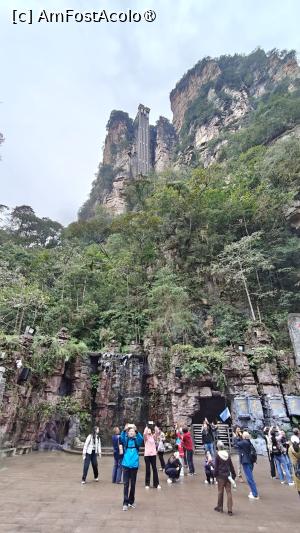 [P82] Bailong Elevator » foto by elenaadina
 - 
<span class="allrVoted glyphicon glyphicon-heart hidden" id="av1506571"></span>
<a class="m-l-10 hidden" id="sv1506571" onclick="voting_Foto_DelVot(,1506571,3501)" role="button">șterge vot <span class="glyphicon glyphicon-remove"></span></a>
<a id="v91506571" class=" c-red"  onclick="voting_Foto_SetVot(1506571)" role="button"><span class="glyphicon glyphicon-heart-empty"></span> <b>LIKE</b> = Votează poza</a> <img class="hidden"  id="f1506571W9" src="/imagini/loader.gif" border="0" /><span class="AjErrMes hidden" id="e1506571ErM"></span>