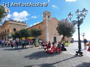 [P67] Taormina, Piazza 13 Aprile. » foto by maryka
 - 
<span class="allrVoted glyphicon glyphicon-heart hidden" id="av1334134"></span>
<a class="m-l-10 hidden" id="sv1334134" onclick="voting_Foto_DelVot(,1334134,3509)" role="button">șterge vot <span class="glyphicon glyphicon-remove"></span></a>
<a id="v91334134" class=" c-red"  onclick="voting_Foto_SetVot(1334134)" role="button"><span class="glyphicon glyphicon-heart-empty"></span> <b>LIKE</b> = Votează poza</a> <img class="hidden"  id="f1334134W9" src="/imagini/loader.gif" border="0" /><span class="AjErrMes hidden" id="e1334134ErM"></span>