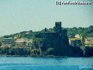 [P09] Aci Castello si castelul in departare » foto by GabrielaG
 - 
<span class="allrVoted glyphicon glyphicon-heart hidden" id="av605814"></span>
<a class="m-l-10 hidden" id="sv605814" onclick="voting_Foto_DelVot(,605814,3509)" role="button">șterge vot <span class="glyphicon glyphicon-remove"></span></a>
<a id="v9605814" class=" c-red"  onclick="voting_Foto_SetVot(605814)" role="button"><span class="glyphicon glyphicon-heart-empty"></span> <b>LIKE</b> = Votează poza</a> <img class="hidden"  id="f605814W9" src="/imagini/loader.gif" border="0" /><span class="AjErrMes hidden" id="e605814ErM"></span>