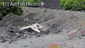 [P30] Urmările erupţiei din 2002 a vulcanului Etna » foto by irinad
 - 
<span class="allrVoted glyphicon glyphicon-heart hidden" id="av868139"></span>
<a class="m-l-10 hidden" id="sv868139" onclick="voting_Foto_DelVot(,868139,3509)" role="button">șterge vot <span class="glyphicon glyphicon-remove"></span></a>
<a id="v9868139" class=" c-red"  onclick="voting_Foto_SetVot(868139)" role="button"><span class="glyphicon glyphicon-heart-empty"></span> <b>LIKE</b> = Votează poza</a> <img class="hidden"  id="f868139W9" src="/imagini/loader.gif" border="0" /><span class="AjErrMes hidden" id="e868139ErM"></span>