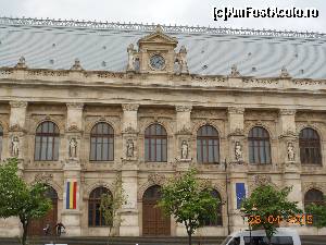 [P09] Bucureşti - Palatul de Justiţie. Faţada cu cele şase statui simbolizând Prudenţa, Forţa, Legea, Justiţia, Dreptatea şi Adevărul.  » foto by iulianic
 - 
<span class="allrVoted glyphicon glyphicon-heart hidden" id="av612294"></span>
<a class="m-l-10 hidden" id="sv612294" onclick="voting_Foto_DelVot(,612294,3511)" role="button">șterge vot <span class="glyphicon glyphicon-remove"></span></a>
<a id="v9612294" class=" c-red"  onclick="voting_Foto_SetVot(612294)" role="button"><span class="glyphicon glyphicon-heart-empty"></span> <b>LIKE</b> = Votează poza</a> <img class="hidden"  id="f612294W9" src="/imagini/loader.gif" border="0" /><span class="AjErrMes hidden" id="e612294ErM"></span>