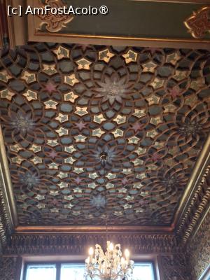 [P28] București, Palatul Ghica Victoria, Salonul Turcesc, o porțiune din tavan » foto by mprofeanu
 - 
<span class="allrVoted glyphicon glyphicon-heart hidden" id="av1549541"></span>
<a class="m-l-10 hidden" id="sv1549541" onclick="voting_Foto_DelVot(,1549541,3511)" role="button">șterge vot <span class="glyphicon glyphicon-remove"></span></a>
<a id="v91549541" class=" c-red"  onclick="voting_Foto_SetVot(1549541)" role="button"><span class="glyphicon glyphicon-heart-empty"></span> <b>LIKE</b> = Votează poza</a> <img class="hidden"  id="f1549541W9" src="/imagini/loader.gif" border="0" /><span class="AjErrMes hidden" id="e1549541ErM"></span>
