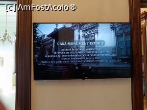 [P38] București, Vila Catena, Pavilionul Muzeal, Holul cu televizorul, Sala 1, Casa cu geamuri bombate înainte de restaurare » foto by mprofeanu
 - 
<span class="allrVoted glyphicon glyphicon-heart hidden" id="av1550250"></span>
<a class="m-l-10 hidden" id="sv1550250" onclick="voting_Foto_DelVot(,1550250,3511)" role="button">șterge vot <span class="glyphicon glyphicon-remove"></span></a>
<a id="v91550250" class=" c-red"  onclick="voting_Foto_SetVot(1550250)" role="button"><span class="glyphicon glyphicon-heart-empty"></span> <b>LIKE</b> = Votează poza</a> <img class="hidden"  id="f1550250W9" src="/imagini/loader.gif" border="0" /><span class="AjErrMes hidden" id="e1550250ErM"></span>