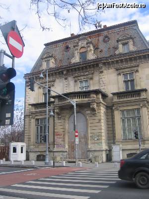 [P12] Casino Victoria, fost sala Victoria teatrul de estradă, fost consulat german » foto by Michi
 - 
<span class="allrVoted glyphicon glyphicon-heart hidden" id="av597181"></span>
<a class="m-l-10 hidden" id="sv597181" onclick="voting_Foto_DelVot(,597181,3511)" role="button">șterge vot <span class="glyphicon glyphicon-remove"></span></a>
<a id="v9597181" class=" c-red"  onclick="voting_Foto_SetVot(597181)" role="button"><span class="glyphicon glyphicon-heart-empty"></span> <b>LIKE</b> = Votează poza</a> <img class="hidden"  id="f597181W9" src="/imagini/loader.gif" border="0" /><span class="AjErrMes hidden" id="e597181ErM"></span>