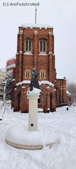[P20] Biserica Anglicană - peisaj de iarnă. » foto by tata123 🔱
 - 
<span class="allrVoted glyphicon glyphicon-heart hidden" id="av1474231"></span>
<a class="m-l-10 hidden" id="sv1474231" onclick="voting_Foto_DelVot(,1474231,3511)" role="button">șterge vot <span class="glyphicon glyphicon-remove"></span></a>
<a id="v91474231" class=" c-red"  onclick="voting_Foto_SetVot(1474231)" role="button"><span class="glyphicon glyphicon-heart-empty"></span> <b>LIKE</b> = Votează poza</a> <img class="hidden"  id="f1474231W9" src="/imagini/loader.gif" border="0" /><span class="AjErrMes hidden" id="e1474231ErM"></span>