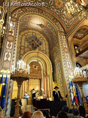 [P05] Prim Rabinul și deschiderea ușilor Chivotului Legământului. » foto by tata123 🔱
 - 
<span class="allrVoted glyphicon glyphicon-heart hidden" id="av1503486"></span>
<a class="m-l-10 hidden" id="sv1503486" onclick="voting_Foto_DelVot(,1503486,3511)" role="button">șterge vot <span class="glyphicon glyphicon-remove"></span></a>
<a id="v91503486" class=" c-red"  onclick="voting_Foto_SetVot(1503486)" role="button"><span class="glyphicon glyphicon-heart-empty"></span> <b>LIKE</b> = Votează poza</a> <img class="hidden"  id="f1503486W9" src="/imagini/loader.gif" border="0" /><span class="AjErrMes hidden" id="e1503486ErM"></span>