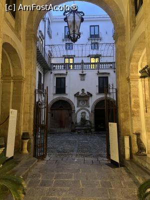 [P29] Palermo - Palazzo Drago » foto by Yersinia Pestis
 - 
<span class="allrVoted glyphicon glyphicon-heart hidden" id="av1515517"></span>
<a class="m-l-10 hidden" id="sv1515517" onclick="voting_Foto_DelVot(,1515517,3527)" role="button">șterge vot <span class="glyphicon glyphicon-remove"></span></a>
<a id="v91515517" class=" c-red"  onclick="voting_Foto_SetVot(1515517)" role="button"><span class="glyphicon glyphicon-heart-empty"></span> <b>LIKE</b> = Votează poza</a> <img class="hidden"  id="f1515517W9" src="/imagini/loader.gif" border="0" /><span class="AjErrMes hidden" id="e1515517ErM"></span>