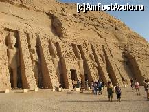 [P12] Templul Lui Nefertari se afla la 100 m de Templul Abu Simbel si ii este dedicat Zeitei Hathor (Zeita dragostei, a familiilor și a recoltelor) » foto by vlado2
 - 
<span class="allrVoted glyphicon glyphicon-heart hidden" id="av298166"></span>
<a class="m-l-10 hidden" id="sv298166" onclick="voting_Foto_DelVot(,298166,3529)" role="button">șterge vot <span class="glyphicon glyphicon-remove"></span></a>
<a id="v9298166" class=" c-red"  onclick="voting_Foto_SetVot(298166)" role="button"><span class="glyphicon glyphicon-heart-empty"></span> <b>LIKE</b> = Votează poza</a> <img class="hidden"  id="f298166W9" src="/imagini/loader.gif" border="0" /><span class="AjErrMes hidden" id="e298166ErM"></span>