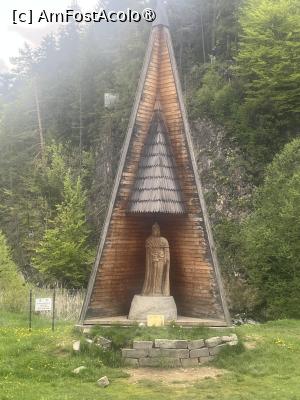 [P09] Lacul Roșu.Monumentul Sf. Stefan » foto by Yersinia Pestis
 - 
<span class="allrVoted glyphicon glyphicon-heart hidden" id="av1531176"></span>
<a class="m-l-10 hidden" id="sv1531176" onclick="voting_Foto_DelVot(,1531176,3531)" role="button">șterge vot <span class="glyphicon glyphicon-remove"></span></a>
<a id="v91531176" class=" c-red"  onclick="voting_Foto_SetVot(1531176)" role="button"><span class="glyphicon glyphicon-heart-empty"></span> <b>LIKE</b> = Votează poza</a> <img class="hidden"  id="f1531176W9" src="/imagini/loader.gif" border="0" /><span class="AjErrMes hidden" id="e1531176ErM"></span>