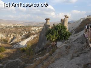 [P43] Cappadocia - Cele trei frumuseți.  » foto by iulianic
 - 
<span class="allrVoted glyphicon glyphicon-heart hidden" id="av1125099"></span>
<a class="m-l-10 hidden" id="sv1125099" onclick="voting_Foto_DelVot(,1125099,3573)" role="button">șterge vot <span class="glyphicon glyphicon-remove"></span></a>
<a id="v91125099" class=" c-red"  onclick="voting_Foto_SetVot(1125099)" role="button"><span class="glyphicon glyphicon-heart-empty"></span> <b>LIKE</b> = Votează poza</a> <img class="hidden"  id="f1125099W9" src="/imagini/loader.gif" border="0" /><span class="AjErrMes hidden" id="e1125099ErM"></span>