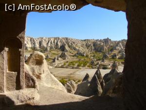 [P37] Prin Cappadocia veche cu ghidul nostru, Jay.  » foto by Aurici
 - 
<span class="allrVoted glyphicon glyphicon-heart hidden" id="av1056528"></span>
<a class="m-l-10 hidden" id="sv1056528" onclick="voting_Foto_DelVot(,1056528,3573)" role="button">șterge vot <span class="glyphicon glyphicon-remove"></span></a>
<a id="v91056528" class=" c-red"  onclick="voting_Foto_SetVot(1056528)" role="button"><span class="glyphicon glyphicon-heart-empty"></span> <b>LIKE</b> = Votează poza</a> <img class="hidden"  id="f1056528W9" src="/imagini/loader.gif" border="0" /><span class="AjErrMes hidden" id="e1056528ErM"></span>