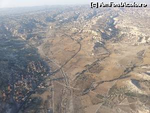 [P09] Flying over Cappadochia » foto by CosminZichil
 - 
<span class="allrVoted glyphicon glyphicon-heart hidden" id="av619933"></span>
<a class="m-l-10 hidden" id="sv619933" onclick="voting_Foto_DelVot(,619933,3573)" role="button">șterge vot <span class="glyphicon glyphicon-remove"></span></a>
<a id="v9619933" class=" c-red"  onclick="voting_Foto_SetVot(619933)" role="button"><span class="glyphicon glyphicon-heart-empty"></span> <b>LIKE</b> = Votează poza</a> <img class="hidden"  id="f619933W9" src="/imagini/loader.gif" border="0" /><span class="AjErrMes hidden" id="e619933ErM"></span>