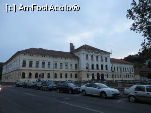 [P19] Colegiul Național „Andrei Șaguna” - str. Prundului, Brașov.  » foto by tata123 🔱
 - 
<span class="allrVoted glyphicon glyphicon-heart hidden" id="av928614"></span>
<a class="m-l-10 hidden" id="sv928614" onclick="voting_Foto_DelVot(,928614,3615)" role="button">șterge vot <span class="glyphicon glyphicon-remove"></span></a>
<a id="v9928614" class=" c-red"  onclick="voting_Foto_SetVot(928614)" role="button"><span class="glyphicon glyphicon-heart-empty"></span> <b>LIKE</b> = Votează poza</a> <img class="hidden"  id="f928614W9" src="/imagini/loader.gif" border="0" /><span class="AjErrMes hidden" id="e928614ErM"></span>