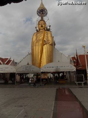 [P10] Luang Phor Tho -Se observa Buddha care tine in mana stanga vasul de cersit-Wat Indrawihan » foto by mprofeanu
 - 
<span class="allrVoted glyphicon glyphicon-heart hidden" id="av622106"></span>
<a class="m-l-10 hidden" id="sv622106" onclick="voting_Foto_DelVot(,622106,3625)" role="button">șterge vot <span class="glyphicon glyphicon-remove"></span></a>
<a id="v9622106" class=" c-red"  onclick="voting_Foto_SetVot(622106)" role="button"><span class="glyphicon glyphicon-heart-empty"></span> <b>LIKE</b> = Votează poza</a> <img class="hidden"  id="f622106W9" src="/imagini/loader.gif" border="0" /><span class="AjErrMes hidden" id="e622106ErM"></span>