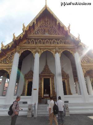 [P43] Hor Phra Monthien Dharma biblioteca-Wat Phra Kaew » foto by mprofeanu
 - 
<span class="allrVoted glyphicon glyphicon-heart hidden" id="av622149"></span>
<a class="m-l-10 hidden" id="sv622149" onclick="voting_Foto_DelVot(,622149,3625)" role="button">șterge vot <span class="glyphicon glyphicon-remove"></span></a>
<a id="v9622149" class=" c-red"  onclick="voting_Foto_SetVot(622149)" role="button"><span class="glyphicon glyphicon-heart-empty"></span> <b>LIKE</b> = Votează poza</a> <img class="hidden"  id="f622149W9" src="/imagini/loader.gif" border="0" /><span class="AjErrMes hidden" id="e622149ErM"></span>