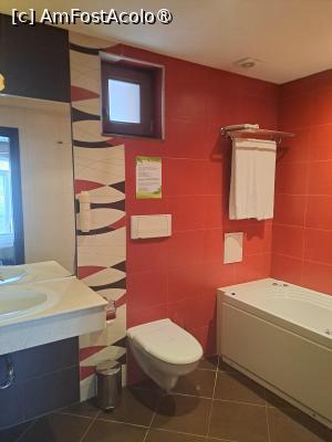 [P20] Hotel Concorde - Veliko Tarnovo - camera noastra » foto by zlatna
 - 
<span class="allrVoted glyphicon glyphicon-heart hidden" id="av1545274"></span>
<a class="m-l-10 hidden" id="sv1545274" onclick="voting_Foto_DelVot(,1545274,3649)" role="button">șterge vot <span class="glyphicon glyphicon-remove"></span></a>
<a id="v91545274" class=" c-red"  onclick="voting_Foto_SetVot(1545274)" role="button"><span class="glyphicon glyphicon-heart-empty"></span> <b>LIKE</b> = Votează poza</a> <img class="hidden"  id="f1545274W9" src="/imagini/loader.gif" border="0" /><span class="AjErrMes hidden" id="e1545274ErM"></span>