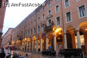 P10 [DEC-2022] Bologna, Via dell Independenza și iar arcade....