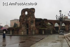 P03 [DEC-2022] Bologna, Piazza XX Settembre, Castello di Galliera, ploua...
