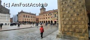 [P52] Bologna, Piazza Maggiore, am revenit... poza este din a doua zi, dar am pus-o pentru a fi în consens cu ce am scris... » foto by mprofeanu
 - 
<span class="allrVoted glyphicon glyphicon-heart hidden" id="av1351973"></span>
<a class="m-l-10 hidden" id="sv1351973" onclick="voting_Foto_DelVot(,1351973,3721)" role="button">șterge vot <span class="glyphicon glyphicon-remove"></span></a>
<a id="v91351973" class=" c-red"  onclick="voting_Foto_SetVot(1351973)" role="button"><span class="glyphicon glyphicon-heart-empty"></span> <b>LIKE</b> = Votează poza</a> <img class="hidden"  id="f1351973W9" src="/imagini/loader.gif" border="0" /><span class="AjErrMes hidden" id="e1351973ErM"></span>