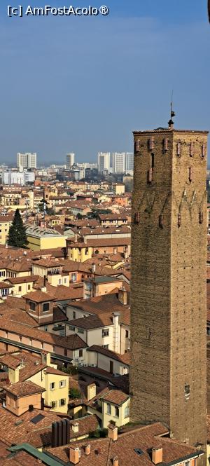 [P28] Bologna, din turnul-clopotniță al Catedralei San Pietro » foto by irinad
 - 
<span class="allrVoted glyphicon glyphicon-heart hidden" id="av1521404"></span>
<a class="m-l-10 hidden" id="sv1521404" onclick="voting_Foto_DelVot(,1521404,3721)" role="button">șterge vot <span class="glyphicon glyphicon-remove"></span></a>
<a id="v91521404" class=" c-red"  onclick="voting_Foto_SetVot(1521404)" role="button"><span class="glyphicon glyphicon-heart-empty"></span> <b>LIKE</b> = Votează poza</a> <img class="hidden"  id="f1521404W9" src="/imagini/loader.gif" border="0" /><span class="AjErrMes hidden" id="e1521404ErM"></span>