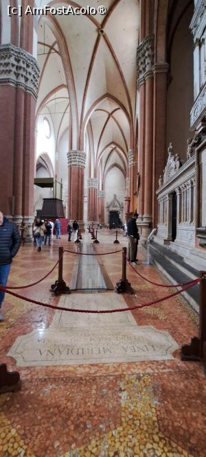 [P36] Meridian în Basilica San Petronio » foto by irinad
 - 
<span class="allrVoted glyphicon glyphicon-heart hidden" id="av1521412"></span>
<a class="m-l-10 hidden" id="sv1521412" onclick="voting_Foto_DelVot(,1521412,3721)" role="button">șterge vot <span class="glyphicon glyphicon-remove"></span></a>
<a id="v91521412" class=" c-red"  onclick="voting_Foto_SetVot(1521412)" role="button"><span class="glyphicon glyphicon-heart-empty"></span> <b>LIKE</b> = Votează poza</a> <img class="hidden"  id="f1521412W9" src="/imagini/loader.gif" border="0" /><span class="AjErrMes hidden" id="e1521412ErM"></span>