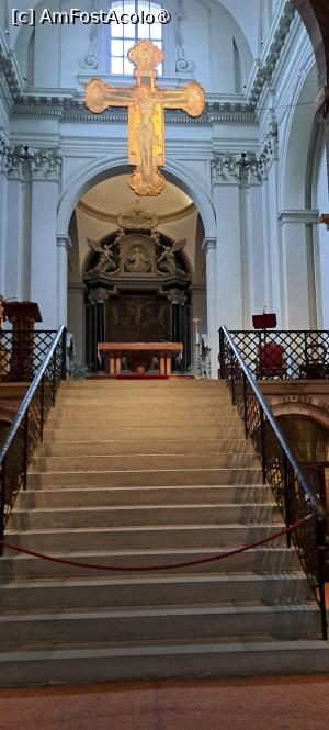 [P78] Chiesa del Crocefisso » foto by irinad
 - 
<span class="allrVoted glyphicon glyphicon-heart hidden" id="av1521472"></span>
<a class="m-l-10 hidden" id="sv1521472" onclick="voting_Foto_DelVot(,1521472,3721)" role="button">șterge vot <span class="glyphicon glyphicon-remove"></span></a>
<a id="v91521472" class=" c-red"  onclick="voting_Foto_SetVot(1521472)" role="button"><span class="glyphicon glyphicon-heart-empty"></span> <b>LIKE</b> = Votează poza</a> <img class="hidden"  id="f1521472W9" src="/imagini/loader.gif" border="0" /><span class="AjErrMes hidden" id="e1521472ErM"></span>