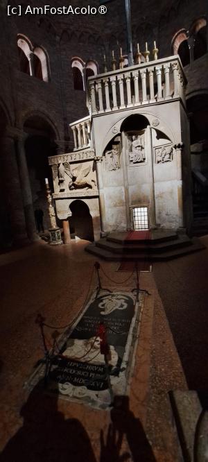 [P80] Chiesa del San Sepolcro (Biserica Sfântului Mormânt) » foto by irinad
 - 
<span class="allrVoted glyphicon glyphicon-heart hidden" id="av1521474"></span>
<a class="m-l-10 hidden" id="sv1521474" onclick="voting_Foto_DelVot(,1521474,3721)" role="button">șterge vot <span class="glyphicon glyphicon-remove"></span></a>
<a id="v91521474" class=" c-red"  onclick="voting_Foto_SetVot(1521474)" role="button"><span class="glyphicon glyphicon-heart-empty"></span> <b>LIKE</b> = Votează poza</a> <img class="hidden"  id="f1521474W9" src="/imagini/loader.gif" border="0" /><span class="AjErrMes hidden" id="e1521474ErM"></span>