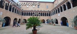 [P83] Basilica di Santo Stefano, claustrul » foto by irinad
 - 
<span class="allrVoted glyphicon glyphicon-heart hidden" id="av1521477"></span>
<a class="m-l-10 hidden" id="sv1521477" onclick="voting_Foto_DelVot(,1521477,3721)" role="button">șterge vot <span class="glyphicon glyphicon-remove"></span></a>
<a id="v91521477" class=" c-red"  onclick="voting_Foto_SetVot(1521477)" role="button"><span class="glyphicon glyphicon-heart-empty"></span> <b>LIKE</b> = Votează poza</a> <img class="hidden"  id="f1521477W9" src="/imagini/loader.gif" border="0" /><span class="AjErrMes hidden" id="e1521477ErM"></span>