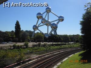 [P16] Platoul Heysel - Atomium văzut de pe pasarela care duce la MiniEuropa.  » foto by iulianic
 - 
<span class="allrVoted glyphicon glyphicon-heart hidden" id="av891428"></span>
<a class="m-l-10 hidden" id="sv891428" onclick="voting_Foto_DelVot(,891428,3768)" role="button">șterge vot <span class="glyphicon glyphicon-remove"></span></a>
<a id="v9891428" class=" c-red"  onclick="voting_Foto_SetVot(891428)" role="button"><span class="glyphicon glyphicon-heart-empty"></span> <b>LIKE</b> = Votează poza</a> <img class="hidden"  id="f891428W9" src="/imagini/loader.gif" border="0" /><span class="AjErrMes hidden" id="e891428ErM"></span>