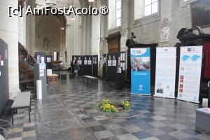 [P03] Bruxelles, Biserica Sf. Ioan Baptistul din Beghinaj, Nava Laterală dreapta și Expoziția Mișcării Internaționale ATD - Lumea a Patra » foto by mprofeanu
 - 
<span class="allrVoted glyphicon glyphicon-heart hidden" id="av1453384"></span>
<a class="m-l-10 hidden" id="sv1453384" onclick="voting_Foto_DelVot(,1453384,3768)" role="button">șterge vot <span class="glyphicon glyphicon-remove"></span></a>
<a id="v91453384" class=" c-red"  onclick="voting_Foto_SetVot(1453384)" role="button"><span class="glyphicon glyphicon-heart-empty"></span> <b>LIKE</b> = Votează poza</a> <img class="hidden"  id="f1453384W9" src="/imagini/loader.gif" border="0" /><span class="AjErrMes hidden" id="e1453384ErM"></span>