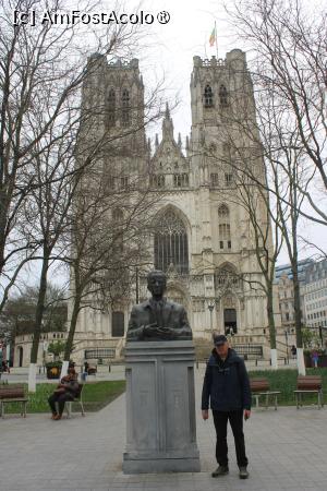 [P26] Bruxelles, Place St. Gudule cu Statue du Roi Baudouin, în plan secund Catedrala Sf. Mihail și Sf. Gudula » foto by mprofeanu
 - 
<span class="allrVoted glyphicon glyphicon-heart hidden" id="av1454127"></span>
<a class="m-l-10 hidden" id="sv1454127" onclick="voting_Foto_DelVot(,1454127,3768)" role="button">șterge vot <span class="glyphicon glyphicon-remove"></span></a>
<a id="v91454127" class=" c-red"  onclick="voting_Foto_SetVot(1454127)" role="button"><span class="glyphicon glyphicon-heart-empty"></span> <b>LIKE</b> = Votează poza</a> <img class="hidden"  id="f1454127W9" src="/imagini/loader.gif" border="0" /><span class="AjErrMes hidden" id="e1454127ErM"></span>