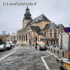 [P19] Bruxelles, Piața Capelei (Place de La Chapelle), Biserica Maica Domnului de la Capelă (Église Notre-Dame de La Chapelle), poză micșorată la jumătate.... » foto by mprofeanu
 - 
<span class="allrVoted glyphicon glyphicon-heart hidden" id="av1457916"></span>
<a class="m-l-10 hidden" id="sv1457916" onclick="voting_Foto_DelVot(,1457916,3768)" role="button">șterge vot <span class="glyphicon glyphicon-remove"></span></a>
<a id="v91457916" class=" c-red"  onclick="voting_Foto_SetVot(1457916)" role="button"><span class="glyphicon glyphicon-heart-empty"></span> <b>LIKE</b> = Votează poza</a> <img class="hidden"  id="f1457916W9" src="/imagini/loader.gif" border="0" /><span class="AjErrMes hidden" id="e1457916ErM"></span>