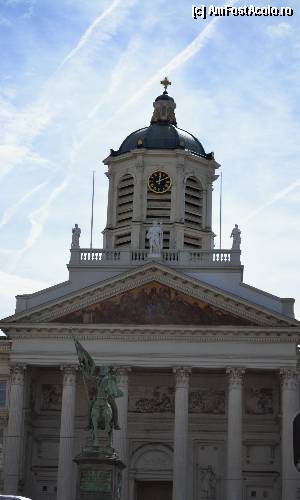 [P11] Eglise Saint-Jacques-sur-Coudenberg - unde a fost botezat printul Philippe in... 1960, ha, v-am prins, nu ati invatat.  » foto by MCM
 - 
<span class="allrVoted glyphicon glyphicon-heart hidden" id="av389903"></span>
<a class="m-l-10 hidden" id="sv389903" onclick="voting_Foto_DelVot(,389903,3768)" role="button">șterge vot <span class="glyphicon glyphicon-remove"></span></a>
<a id="v9389903" class=" c-red"  onclick="voting_Foto_SetVot(389903)" role="button"><span class="glyphicon glyphicon-heart-empty"></span> <b>LIKE</b> = Votează poza</a> <img class="hidden"  id="f389903W9" src="/imagini/loader.gif" border="0" /><span class="AjErrMes hidden" id="e389903ErM"></span>