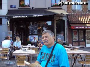 [P21] Resto-snack în Place de la Chapelle.  » foto by Carmen Ion
 - 
<span class="allrVoted glyphicon glyphicon-heart hidden" id="av664515"></span>
<a class="m-l-10 hidden" id="sv664515" onclick="voting_Foto_DelVot(,664515,3768)" role="button">șterge vot <span class="glyphicon glyphicon-remove"></span></a>
<a id="v9664515" class=" c-red"  onclick="voting_Foto_SetVot(664515)" role="button"><span class="glyphicon glyphicon-heart-empty"></span> <b>LIKE</b> = Votează poza</a> <img class="hidden"  id="f664515W9" src="/imagini/loader.gif" border="0" /><span class="AjErrMes hidden" id="e664515ErM"></span>