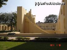 [P112] Jaipur - Observatorul astronomic (Jantar Mantar) » foto by andromeda
 - 
<span class="allrVoted glyphicon glyphicon-heart hidden" id="av330435"></span>
<a class="m-l-10 hidden" id="sv330435" onclick="voting_Foto_DelVot(,330435,3794)" role="button">șterge vot <span class="glyphicon glyphicon-remove"></span></a>
<a id="v9330435" class=" c-red"  onclick="voting_Foto_SetVot(330435)" role="button"><span class="glyphicon glyphicon-heart-empty"></span> <b>LIKE</b> = Votează poza</a> <img class="hidden"  id="f330435W9" src="/imagini/loader.gif" border="0" /><span class="AjErrMes hidden" id="e330435ErM"></span>