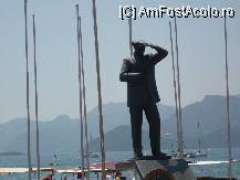 [P10] statuia lui Mustafa Kemal Atatürk , fondatorul Turciei moderne 
in Marmaris. » foto by ARA
 - 
<span class="allrVoted glyphicon glyphicon-heart hidden" id="av92423"></span>
<a class="m-l-10 hidden" id="sv92423" onclick="voting_Foto_DelVot(,92423,3806)" role="button">șterge vot <span class="glyphicon glyphicon-remove"></span></a>
<a id="v992423" class=" c-red"  onclick="voting_Foto_SetVot(92423)" role="button"><span class="glyphicon glyphicon-heart-empty"></span> <b>LIKE</b> = Votează poza</a> <img class="hidden"  id="f92423W9" src="/imagini/loader.gif" border="0" /><span class="AjErrMes hidden" id="e92423ErM"></span>