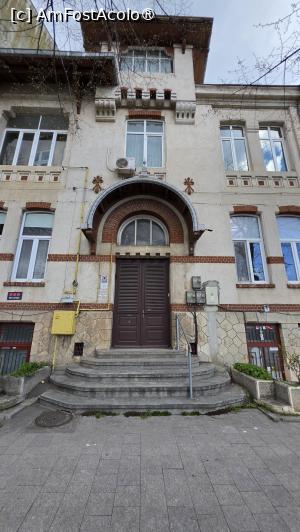 [P13] Casa Pâslă » foto by pepsi70ro
 - 
<span class="allrVoted glyphicon glyphicon-heart hidden" id="av1524385"></span>
<a class="m-l-10 hidden" id="sv1524385" onclick="voting_Foto_DelVot(,1524385,3820)" role="button">șterge vot <span class="glyphicon glyphicon-remove"></span></a>
<a id="v91524385" class=" c-red"  onclick="voting_Foto_SetVot(1524385)" role="button"><span class="glyphicon glyphicon-heart-empty"></span> <b>LIKE</b> = Votează poza</a> <img class="hidden"  id="f1524385W9" src="/imagini/loader.gif" border="0" /><span class="AjErrMes hidden" id="e1524385ErM"></span>