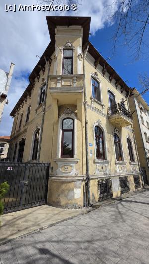 [P20] Casa Zottu » foto by pepsi70ro
 - 
<span class="allrVoted glyphicon glyphicon-heart hidden" id="av1524392"></span>
<a class="m-l-10 hidden" id="sv1524392" onclick="voting_Foto_DelVot(,1524392,3820)" role="button">șterge vot <span class="glyphicon glyphicon-remove"></span></a>
<a id="v91524392" class=" c-red"  onclick="voting_Foto_SetVot(1524392)" role="button"><span class="glyphicon glyphicon-heart-empty"></span> <b>LIKE</b> = Votează poza</a> <img class="hidden"  id="f1524392W9" src="/imagini/loader.gif" border="0" /><span class="AjErrMes hidden" id="e1524392ErM"></span>