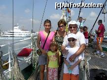 [P04] Toata familia pe bricul Mircea in prova » foto by pepsi70ro
 - 
<span class="allrVoted glyphicon glyphicon-heart hidden" id="av111478"></span>
<a class="m-l-10 hidden" id="sv111478" onclick="voting_Foto_DelVot(,111478,3820)" role="button">șterge vot <span class="glyphicon glyphicon-remove"></span></a>
<a id="v9111478" class=" c-red"  onclick="voting_Foto_SetVot(111478)" role="button"><span class="glyphicon glyphicon-heart-empty"></span> <b>LIKE</b> = Votează poza</a> <img class="hidden"  id="f111478W9" src="/imagini/loader.gif" border="0" /><span class="AjErrMes hidden" id="e111478ErM"></span>