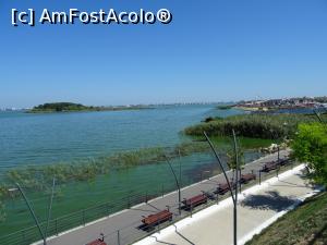 [P04] Parc Faleza Lac din Ovidiu - în dreapta sus în zona vilelor se află ruinele castrului roman.  » foto by tata123 🔱
 - 
<span class="allrVoted glyphicon glyphicon-heart hidden" id="av1106688"></span>
<a class="m-l-10 hidden" id="sv1106688" onclick="voting_Foto_DelVot(,1106688,3820)" role="button">șterge vot <span class="glyphicon glyphicon-remove"></span></a>
<a id="v91106688" class=" c-red"  onclick="voting_Foto_SetVot(1106688)" role="button"><span class="glyphicon glyphicon-heart-empty"></span> <b>LIKE</b> = Votează poza</a> <img class="hidden"  id="f1106688W9" src="/imagini/loader.gif" border="0" /><span class="AjErrMes hidden" id="e1106688ErM"></span>