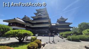 [P07] In 1930, Castelul Matsumoto a fost desemnat ca sit istoric national, insa odata cu cel de-al doilea razboi mondial si a celor 4 cutremure majore, structurile castelului au slabit si mai mult.
Dupa incheierea razboiului, un nou proiect major de restaurare a fost lansat, toate cladirile au fost demontate si fiecare piesa a fost examinata una cate una. Componentele defecte au fost reparate sau inlocuite, iar castelul a fost apoi reasamblat la starea sa initiala. » foto by geani anto
 - 
<span class="allrVoted glyphicon glyphicon-heart hidden" id="av1443244"></span>
<a class="m-l-10 hidden" id="sv1443244" onclick="voting_Foto_DelVot(,1443244,3821)" role="button">șterge vot <span class="glyphicon glyphicon-remove"></span></a>
<a id="v91443244" class=" c-red"  onclick="voting_Foto_SetVot(1443244)" role="button"><span class="glyphicon glyphicon-heart-empty"></span> <b>LIKE</b> = Votează poza</a> <img class="hidden"  id="f1443244W9" src="/imagini/loader.gif" border="0" /><span class="AjErrMes hidden" id="e1443244ErM"></span>