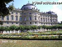 [P15] Würzburg Residenz, aripa stângă, văzută din grădinile palatului » foto by Costi
 - 
<span class="allrVoted glyphicon glyphicon-heart hidden" id="av26368"></span>
<a class="m-l-10 hidden" id="sv26368" onclick="voting_Foto_DelVot(,26368,3830)" role="button">șterge vot <span class="glyphicon glyphicon-remove"></span></a>
<a id="v926368" class=" c-red"  onclick="voting_Foto_SetVot(26368)" role="button"><span class="glyphicon glyphicon-heart-empty"></span> <b>LIKE</b> = Votează poza</a> <img class="hidden"  id="f26368W9" src="/imagini/loader.gif" border="0" /><span class="AjErrMes hidden" id="e26368ErM"></span>