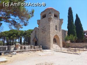 P11 [JUN-2022] Mânăstirea, biserica și parte din ruinele templului Atenei Polias.