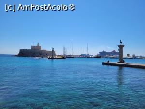 [P16] Portul din orașul Rhodos, locul in care se afla Colosul din Rhodos » foto by vlado2
 - 
<span class="allrVoted glyphicon glyphicon-heart hidden" id="av1518463"></span>
<a class="m-l-10 hidden" id="sv1518463" onclick="voting_Foto_DelVot(,1518463,3837)" role="button">șterge vot <span class="glyphicon glyphicon-remove"></span></a>
<a id="v91518463" class=" c-red"  onclick="voting_Foto_SetVot(1518463)" role="button"><span class="glyphicon glyphicon-heart-empty"></span> <b>LIKE</b> = Votează poza</a> <img class="hidden"  id="f1518463W9" src="/imagini/loader.gif" border="0" /><span class="AjErrMes hidden" id="e1518463ErM"></span>